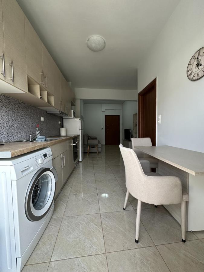 Καλαισθητο Διαμερισμα Διπλα Στο Μετρο Apartamento Atenas Exterior foto