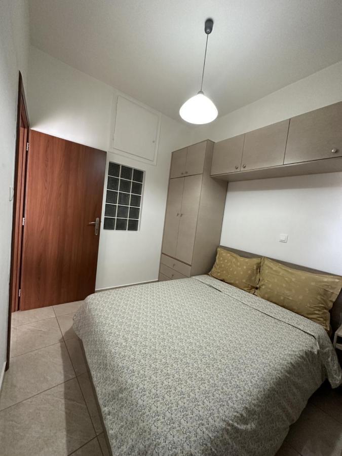 Καλαισθητο Διαμερισμα Διπλα Στο Μετρο Apartamento Atenas Exterior foto